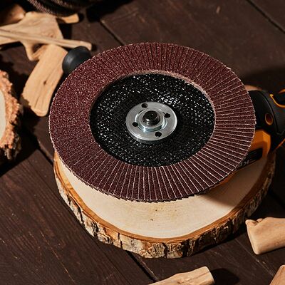 Kranz KR-90-0023 Круг лепестковый торцевой, P80, 180х22,2мм KRANZ