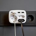 REXANT 11-1250 Тройник электрический 16А с/з + 2х2,5А + 3хUSB-A 2,4А + USB Type-C 3А, белый REXANT REXANT 11-1250 Тройник электрический 16А с/з + 2х2,5А + 3хUSB-A 2,4А + USB Type-C 3А, белый REXANT