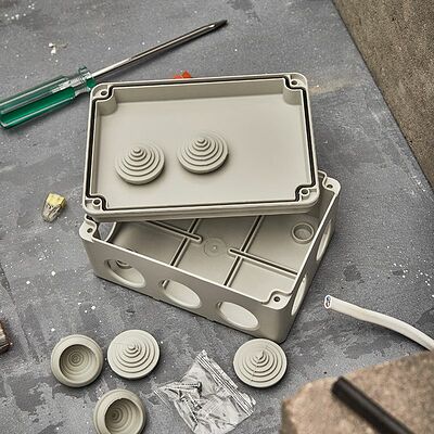 REXANT 28-3057 Коробка распаячная ОУ 150x110x70 мм, винт IP55 REXANT