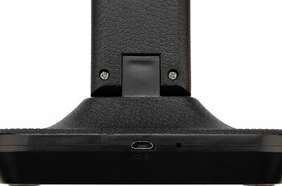 REXANT 609-005 Светильник настольный REXANT Click Skin на основании, LED, 7 Вт 2700-6500 К, диммируемый 3 ступени, заряжаемый (автономный режим 3 часа), корпус с эффектом тиснения кожи