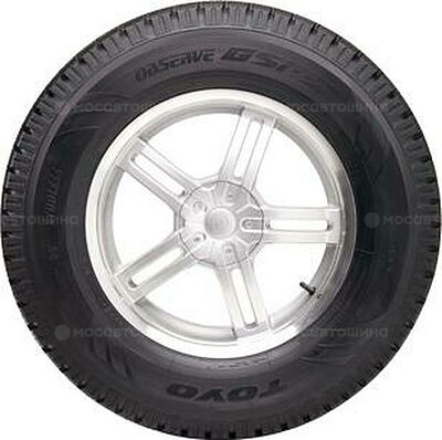 Toyo Observe GSI5 215/75 R16 101Q