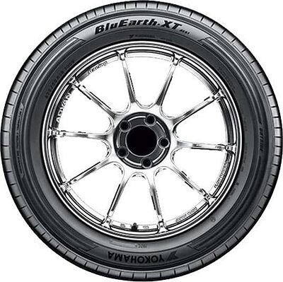 Yokohama Bluearth-XT AE61A 225/55 R17 97V