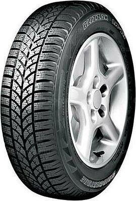 Bridgestone Blizzak LM18 215/60 R16C 103/101T