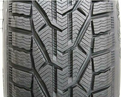 Kormoran Snow 215/40 R17 87V XL