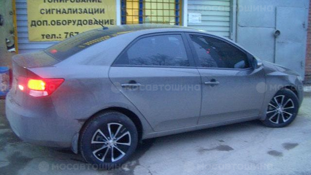 Дискілер КиК Иллюзио R16 на автомобиле Kia Cerato [115]