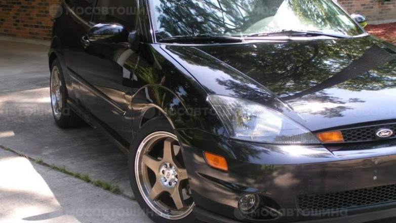 Дискілер Enkei Evo5 R17 на автомобиле Ford Focus [1180]