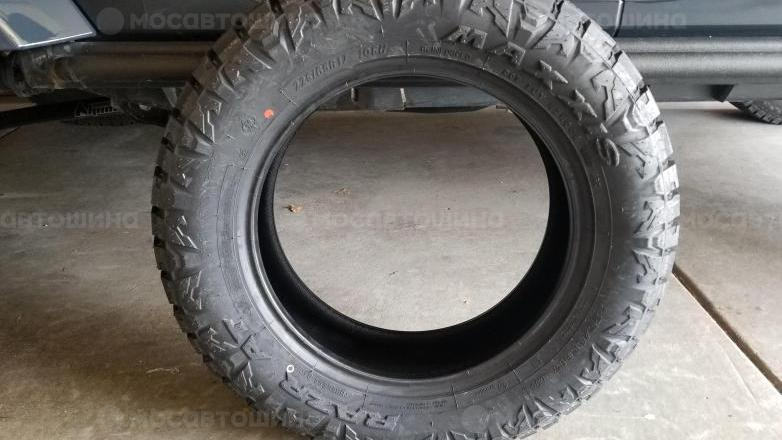 Автомобильные шины Maxxis AT-811 Razr AT на автомобиле   [2635]
