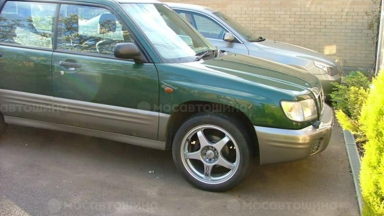 Дискілер OZ Racing Crono R18 на автомобиле Subaru Forester [171]
