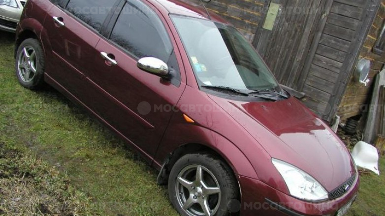 Дискілер Dezent T R15 на автомобиле Ford Focus [1240]