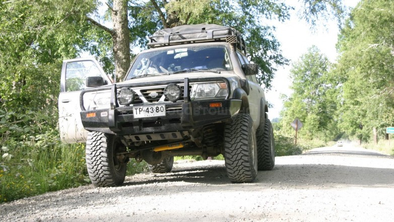 Автомобильдің шиналары Cooper Discoverer STT R15 на автомобиле Nissan Patrol [1287]