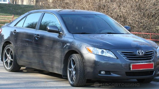 Дискілер Kosei Racer R18 на автомобиле Toyota Camry [89]