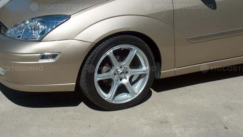 Дискілер Kazera KZ-T R17 на автомобиле Ford Focus [1178]