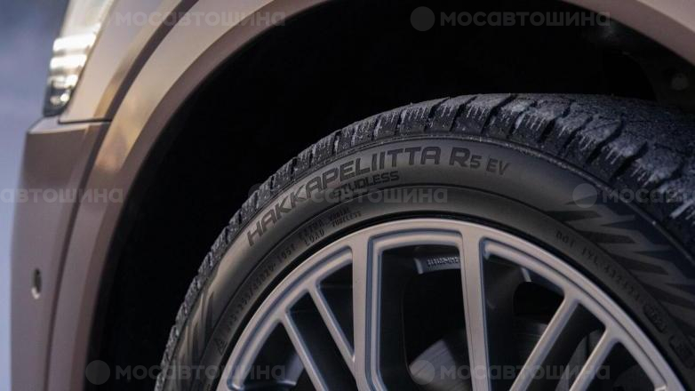 Автомобильдің шиналары Nokian Hakkapeliitta R5 EV [2195]