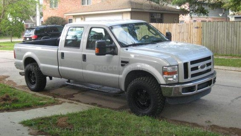 Автомобильдің шиналары Hankook RT03 R18 на автомобиле Ford F-250 8 lugs [1307]
