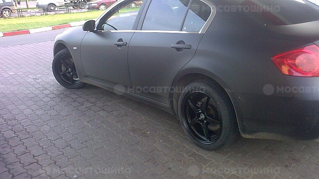 Дискілер OZ Racing Crono R18 на автомобиле Infiniti G35 Sedan [36]