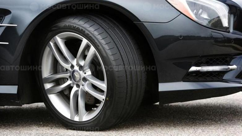 Автомобильдің шиналары Yokohama Advan Sport V105 R17 [1521]
