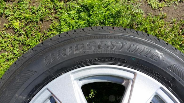 Автомобильдің шиналары Bridgestone Turanza T001 R16 [1554]
