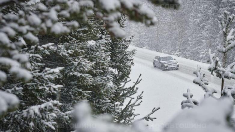Автомобильдің шиналары Nokian Snowproof 2 [2580]