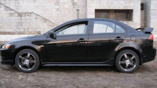 Дискілер Zepp Falcon R17 на автомобиле Mitsubishi Lancer X [54]