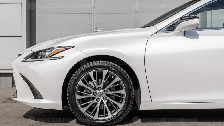 Автомобильдің шиналары Kumho Wintercraft Ice WI31+ 235/45 R18 [2510]