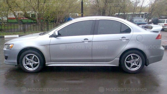 Дискілер OZ Racing Crono R16 на автомобиле Mitsubishi Lancer X [58]