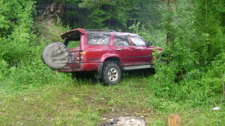 Автомобильдің шиналары Барнаул Forward Safari 500 R15 на автомобиле Toyota Hilux [1257]