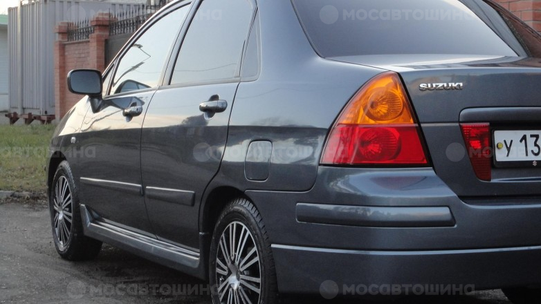Дискілер КиК Адамас R15 на автомобиле Suzuki Liana [145]