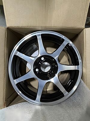 Cross Street CR-15 5.5x14 4x100 ET 35 Dia 67.1 bkf