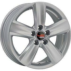 Replica VW82 6x15 5x100 ET 40 Dia 57.1 silver